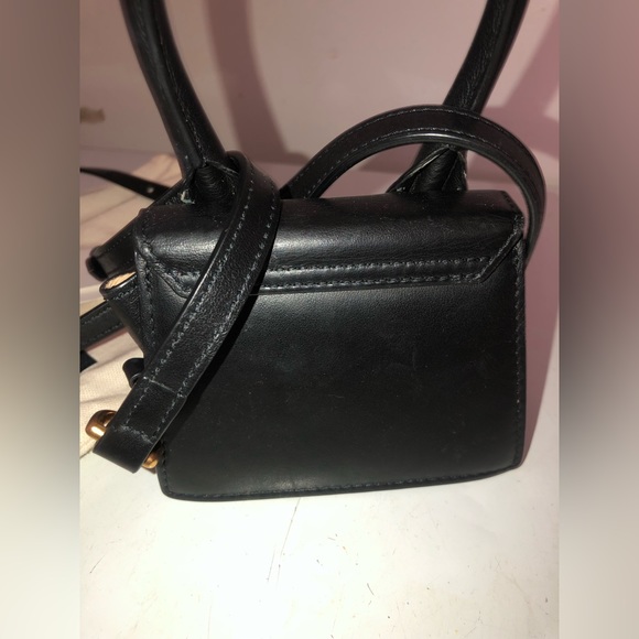 Authentic Jacquemus Le Chiquito - Picture 3 of 8